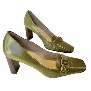 Anne Klein Maworkout Green Leather Wooden Heels Size 8M